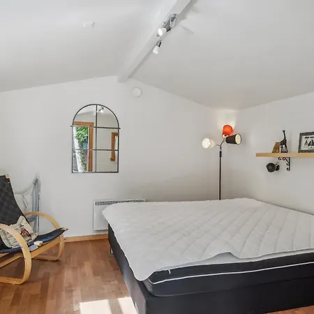 Beautiful Home In Hojslev With Wifi 度假居 霍伊斯莱乌
