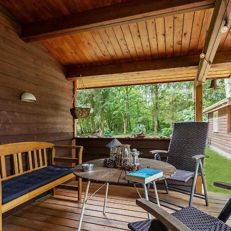 度假居 Beautiful Home In Hojslev With Wifi *